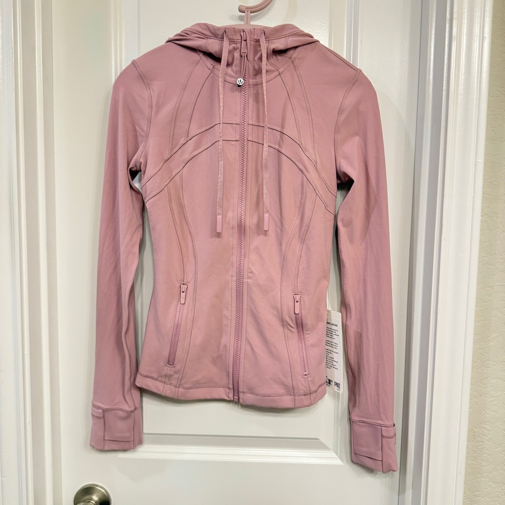 Lululemon define hooded Jacket nulu size 4 rose blush